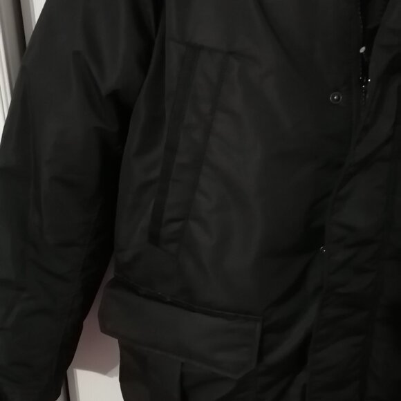 GAP BNWT Women's Size Large Winter Parka Coat - Picture 3 of 6